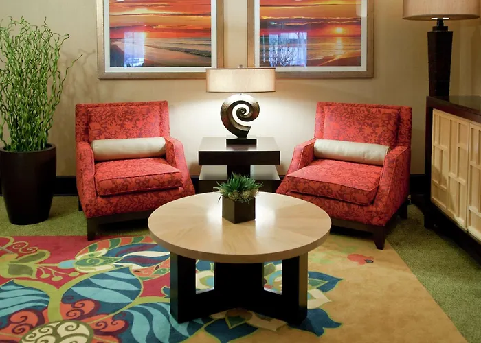Hampton Inn & Suites St. Petersburg/Downtown